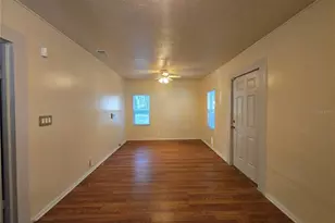 107 NE 15th St, Gainesville, FL 32641 - Photo 4