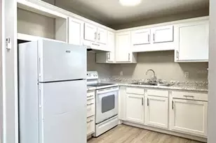 821 NE 8th Ave, Gainesville, FL 32601 - Photo 12