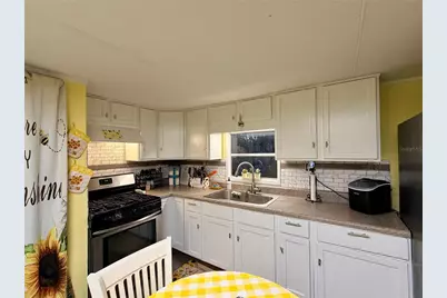 498 King Charles Circle, Deland, FL 32724 - Photo 8