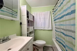 498 King Charles Cir, Deland, FL 32724 - Photo 12