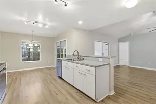 4526 NW 36th St, Gainesville, FL 32605 - Photo 12