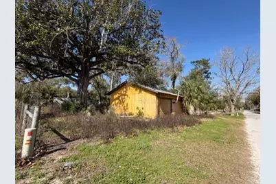 1219 N Paris Street, Bell, FL 32619 - Photo 2