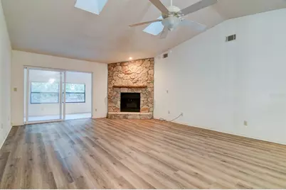 1628 NW 19th Circle, Gainesville, FL 32605 - Photo 10