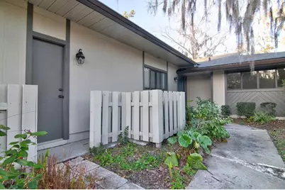 1628 NW 19th Circle, Gainesville, FL 32605 - Photo 2