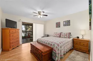 2674 SW 14th Dr, Gainesville, FL 32608 - Photo 12