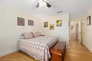 2674 SW 14th Dr, Gainesville, FL 32608 - Photo 14