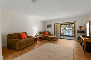 2674 SW 14th Dr, Gainesville, FL 32608 - Photo 4