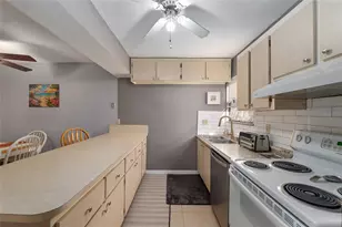 2811 SW Archer Rd, Gainesville, FL 32608 - Photo 8