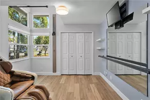 1974 Georgia Cir N, Clearwater, FL 33760 - Photo 10