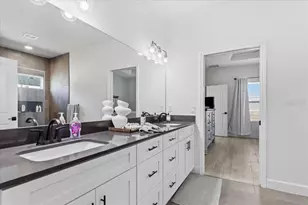 1054 SW 67 St, Gainesville, FL 32607 - Photo 20