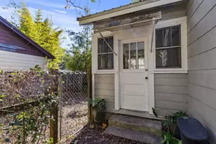 1208 NW 16th Ave, Gainesville, FL 32601 - Photo 16