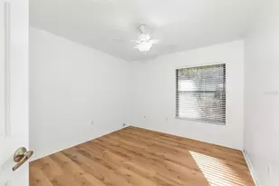 568 NW 39th Dr, Gainesville, FL 32607 - Photo 16