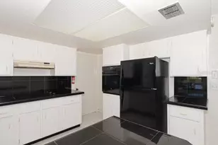 1117 SE Mendoza Ave, Port Saint Lucie, FL 34952 - Photo 8