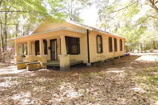 1322 NW 12th St, Gainesville, FL 32601 - Photo 4