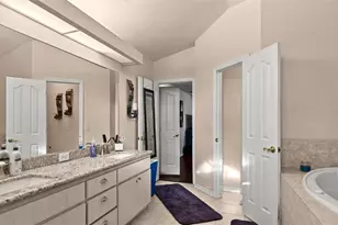 1003 NW 106th St, Gainesville, FL 32606 - Photo 6