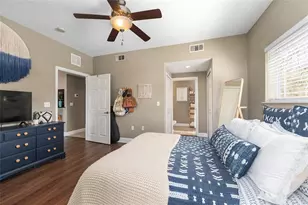 1460 NW 3rd Pl, Gainesville, FL 32603 - Photo 16