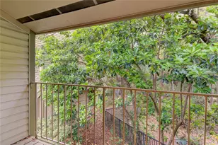 1015 SW 9th St, Gainesville, FL 32601 - Photo 16