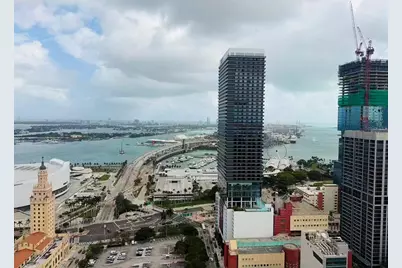 121 NE 5th Street #1500, Miami, FL 33132 - Photo 1