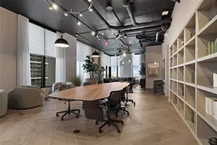 121 NE 5th St, Miami, FL 33132 - Photo 28