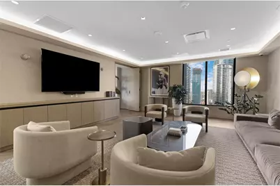 121 NE 5th Street #1500, Miami, FL 33132 - Photo 26