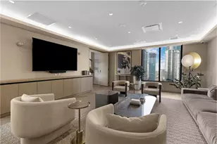 121 NE 5th St, Miami, FL 33132 - Photo 26
