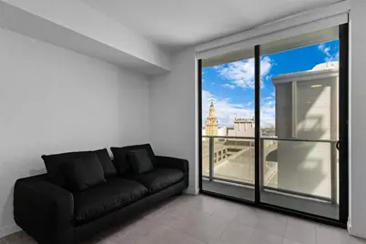 121 NE 5th Street #1500, Miami, FL 33132 - Photo 18
