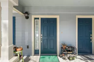 2964 SW 35th Pl, Gainesville, FL 32608 - Photo 2