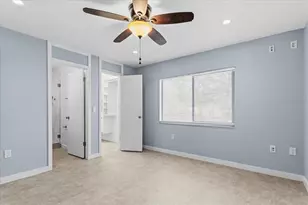 2735 SW 35th Pl, Gainesville, FL 32608 - Photo 16