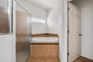 9984 NW 18th Rd, Gainesville, FL 32606 - Photo 12