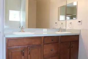 5156 NW 21st Dr, Gainesville, FL 32605 - Photo 16