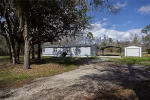 122 Cypress Dr, Palatka, FL 32177 - Photo 1