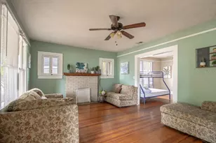 907 NW 11th Ave, Gainesville, FL 32601 - Photo 4