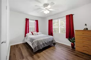 24 NE 45th St, Gainesville, FL 32641 - Photo 16