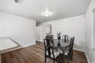 24 NE 45th St, Gainesville, FL 32641 - Photo 10