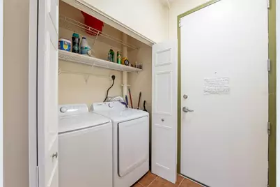 2515 SW 35th Place #219, Gainesville, FL 32608 - Photo 6