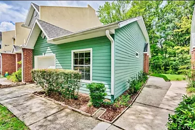 322 NW 50th Boulevard, Gainesville, FL 32607 - Photo 2