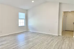 3816 NW 27th St, Gainesville, FL 32605 - Photo 4