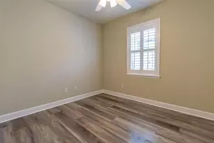 24616 SW 17th Pl, Newberry, FL 32669 - Photo 16