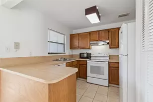 2811 SW Archer Rd, Gainesville, FL 32608 - Photo 10