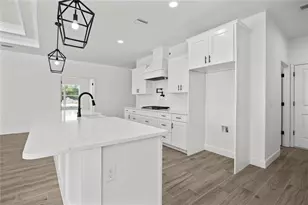 1050 SW 67th Wy, Gainesville, FL 32607 - Photo 10