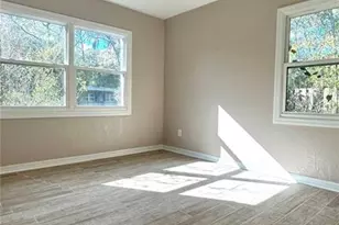 2411 NE 11th St, Gainesville, FL 32609 - Photo 18