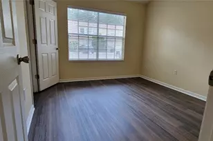 5250 SW 97th Dr, Gainesville, FL 32608 - Photo 8