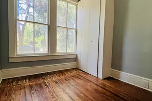 414 NE 5th Ave, Gainesville, FL 32601 - Photo 6