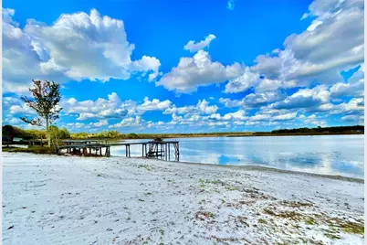 106 E Sunnyside Beach Road, Hawthorne, FL 32640 - Photo 2
