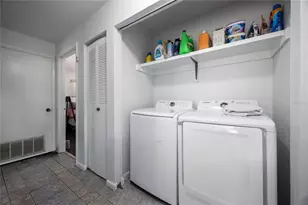 2635 SW 35th Pl, Gainesville, FL 32608 - Photo 14