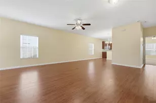 7631 NW 20th Dr, Gainesville, FL 32609 - Photo 4