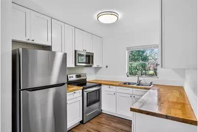 2200 NE 16th Terrace, Gainesville, FL 32609 - Photo 8