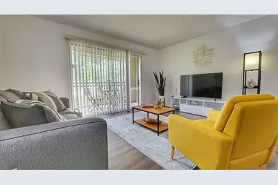 3705 SW 27th Street #224, Gainesville, FL 32608 - Photo 2