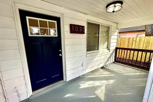 1030 NE 1st Ave, Gainesville, FL 32601 - Photo 2