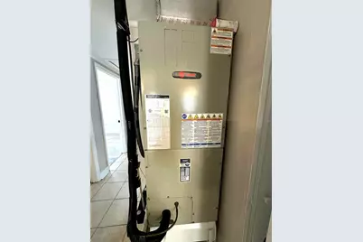 1030 NE 1st Avenue, Gainesville, FL 32601 - Photo 32